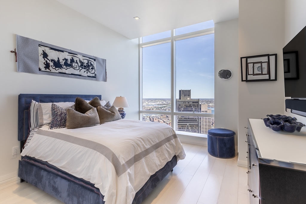 1 Franklin Street, Unit PH1B Boston, MA 02110 - Photo 32 of 42