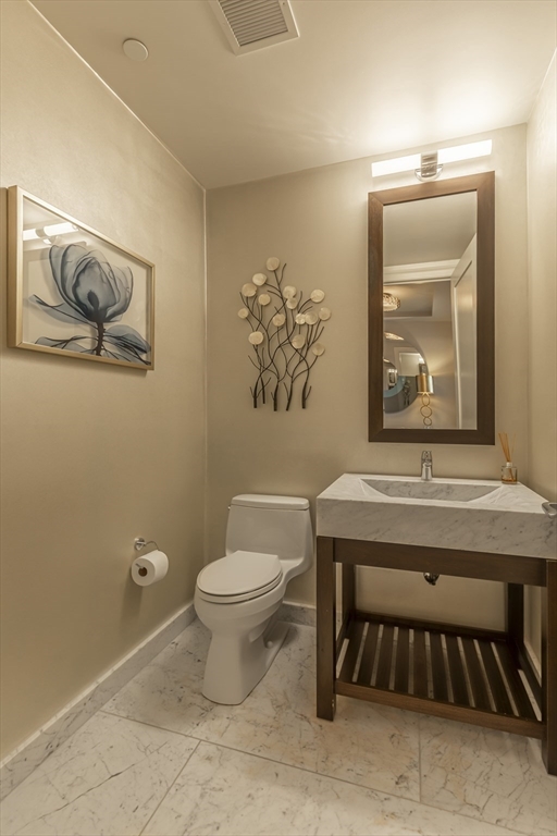 1 Franklin Street, Unit PH1B Boston, MA 02110 - Photo 38 of 42