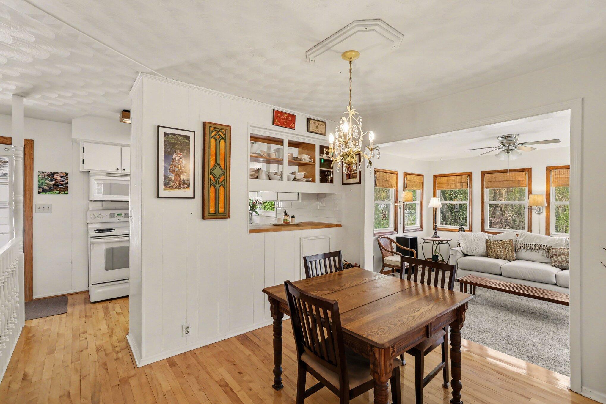 326 West Chart Street Plainwell, MI 49080 - Photo 14 of 27 014_file_1455
