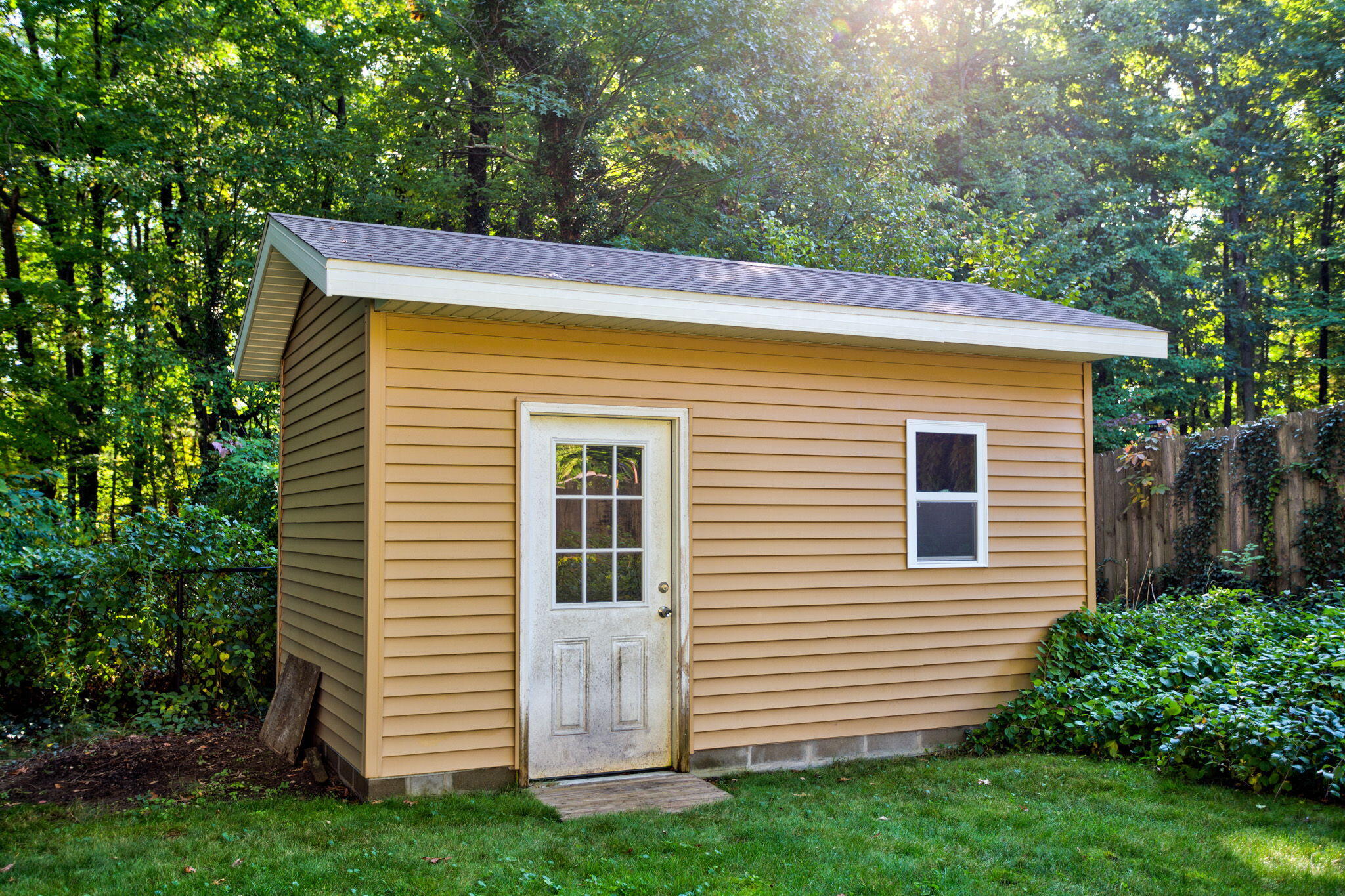 18304 North Fruitport Road Spring Lake, MI 49456 - Photo 10 of 31 Storage Shed