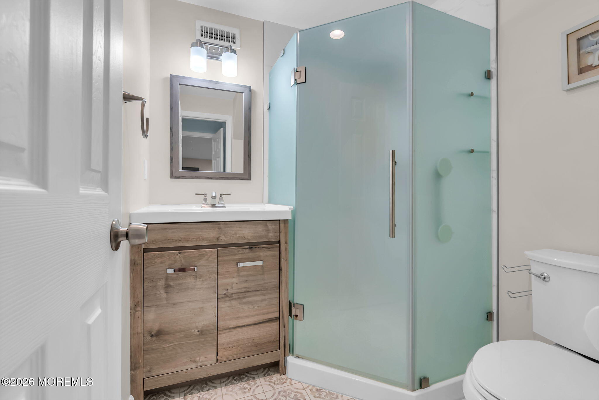 510 Bayview Drive Toms River, NJ 08753 - Photo 27 of 62 1st Floor Guest Suite Full Bath