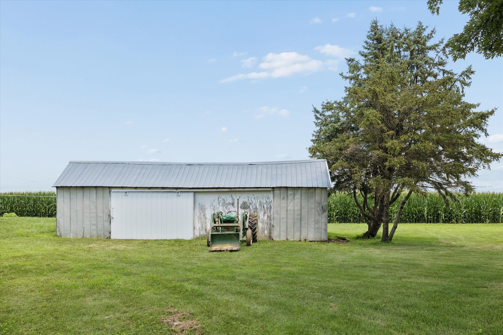 6070 Garden Plain Road Fulton, IL 61252 - Photo 5 of 43 Gallery Image 5