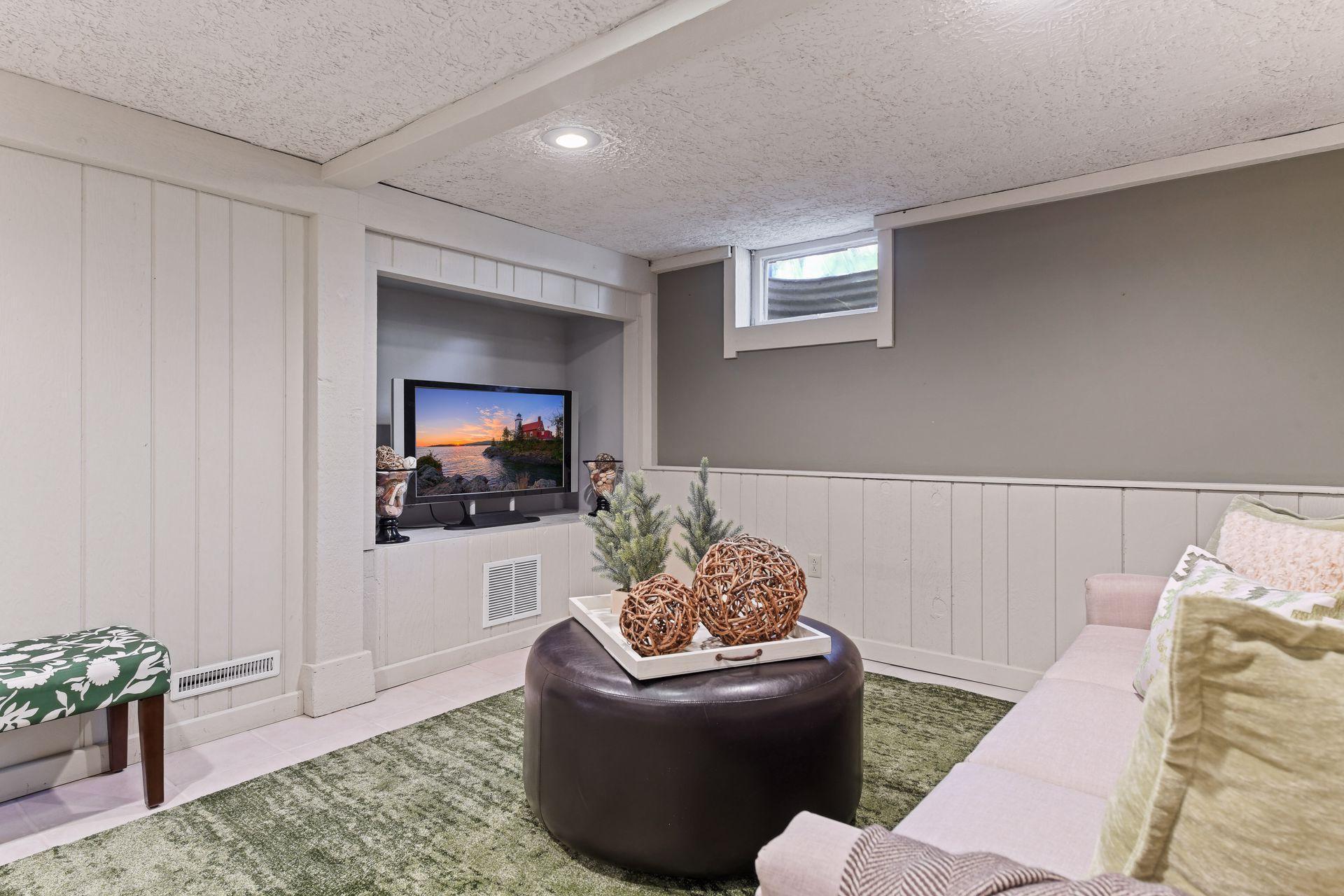 14625 Spring Lake Road Minnetonka, MN 55345 - Photo 25 of 32 Gallery Image 25