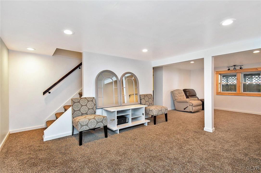 2019 Edgehill Road Bethlehem, PA 18017 - Photo 29 of 37 Gallery Image 29