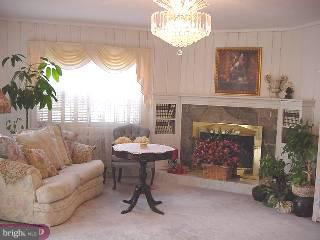 521 Toll Road Oreland, PA 19075 - Photo 3 of 6 Gallery Image 3