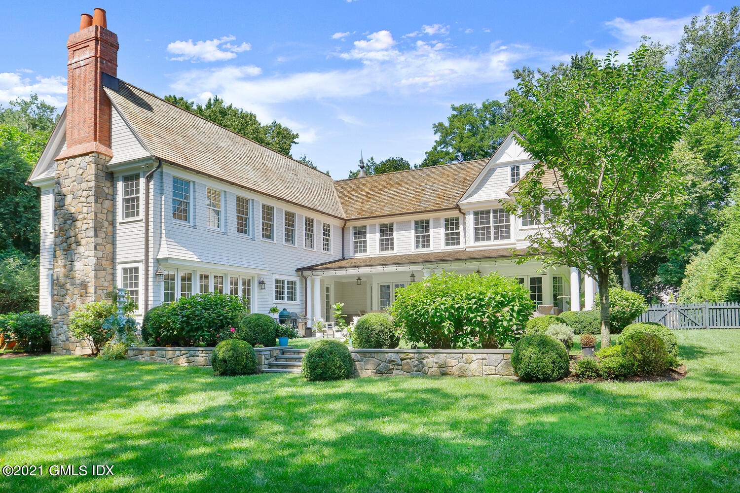 68 Meadow Road Riverside, CT 06878 - Photo 5 of 37 68 Meadow Rd Riverside CT-large-053-053-