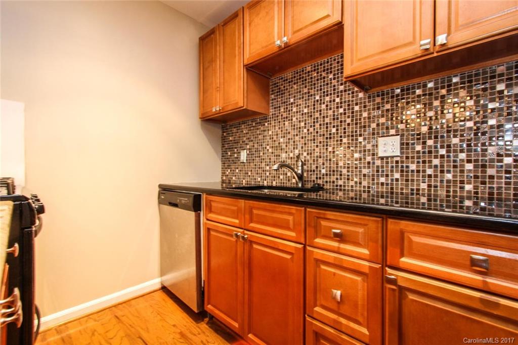 2225 Rexford Road, Unit 2225E Charlotte, NC 28211 - Photo 9 of 23 Gallery Image 9
