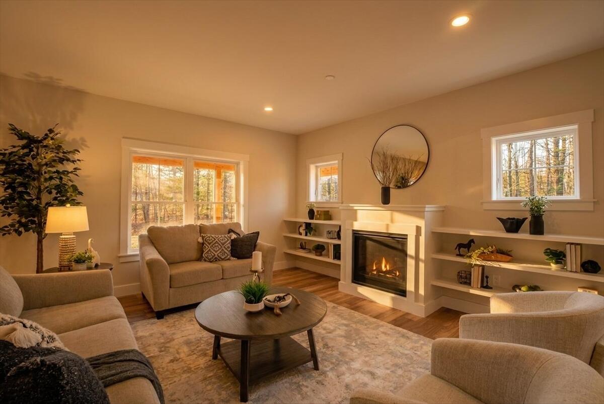 321 Pownal Road Freeport, ME 04032 - Photo 28 of 114 029-2026-04-07_Heather Roy_321 Pownal Rd