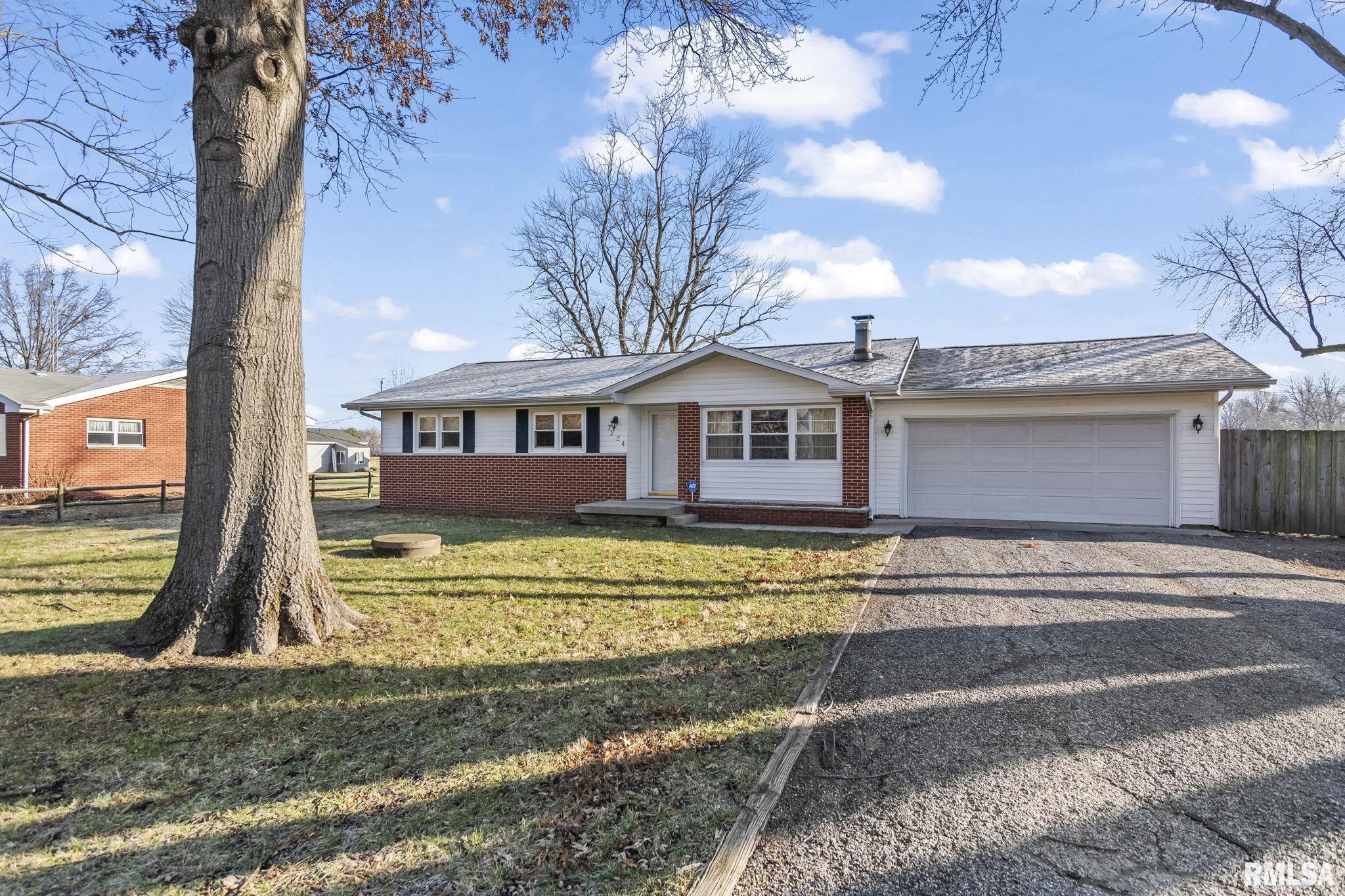 7224 North Pawnee Road Springfield, IL 62712 - Photo 3 of 38