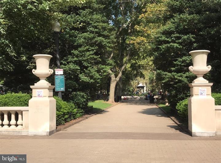 224 West Rittenhouse Square, Unit 1702 Philadelphia, PA 19103 - Photo 11 of 11