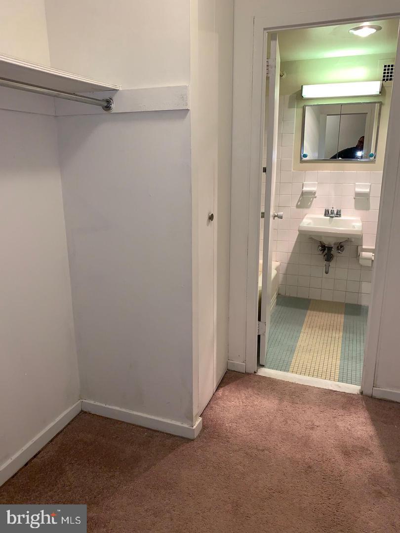 224 West Rittenhouse Square, Unit 1702 Philadelphia, PA 19103 - Photo 7 of 11