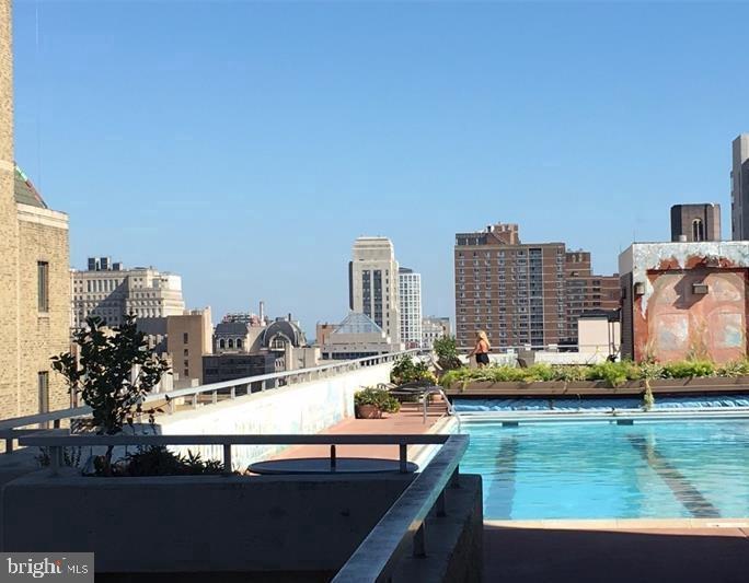 224 West Rittenhouse Square, Unit 1702 Philadelphia, PA 19103 - Photo 9 of 11