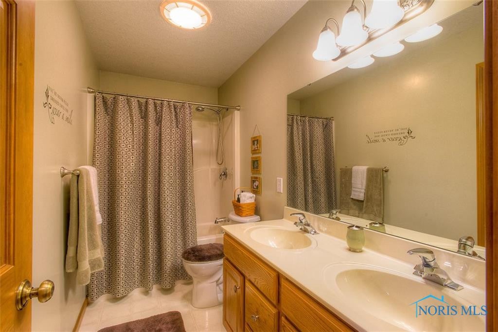 8430 Farnsworth Road Waterville, OH 43566 - Photo 19 of 30 Gallery Image 19