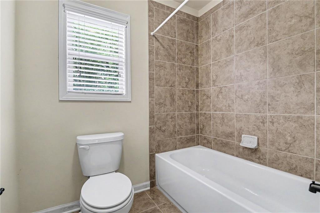 550 Nichols View Way Suwanee, GA 30024 - Photo 35 of 51
