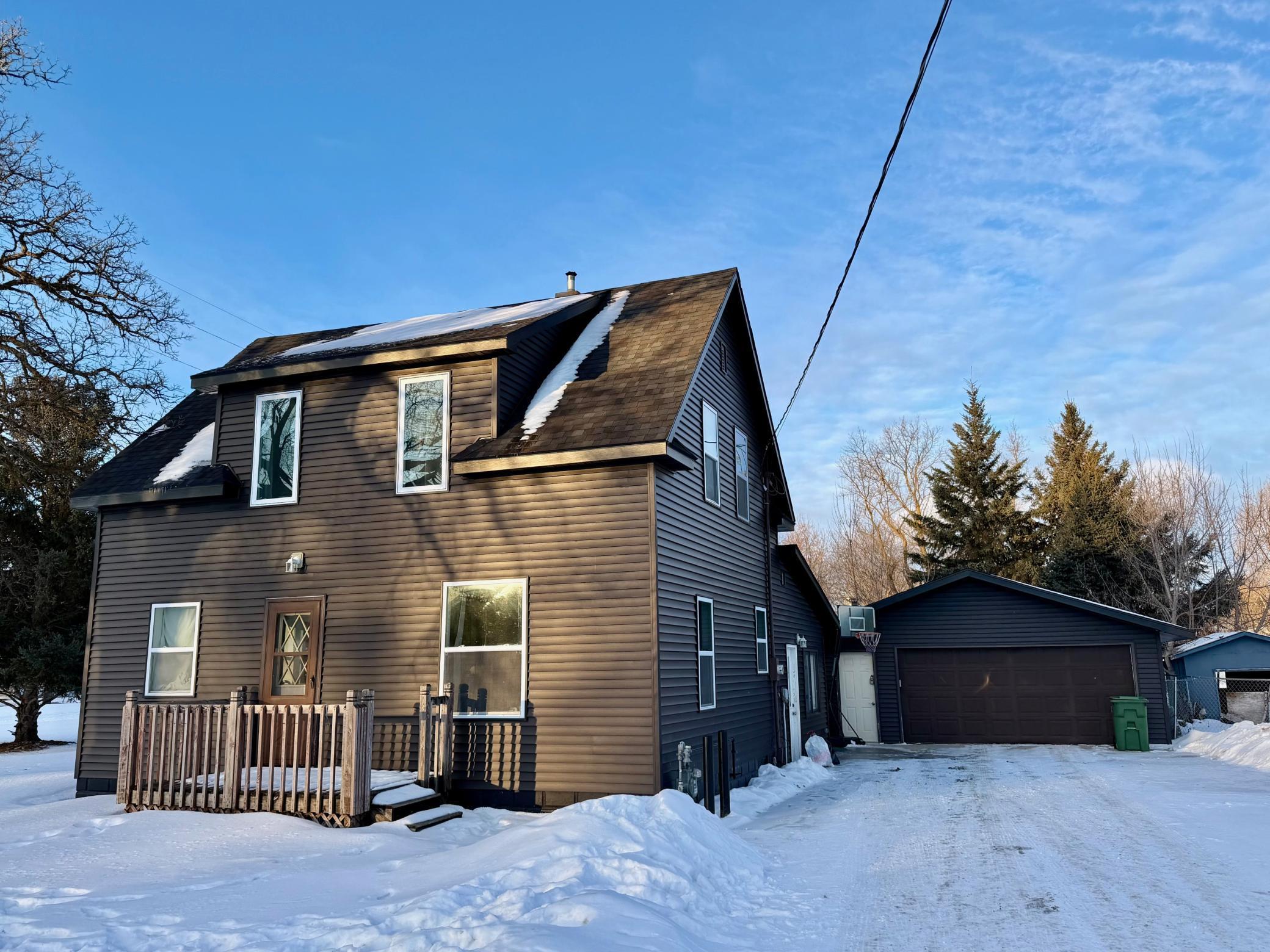 301 7th Avenue Southeast Roseau, MN 56751 - Photo 2 of 3