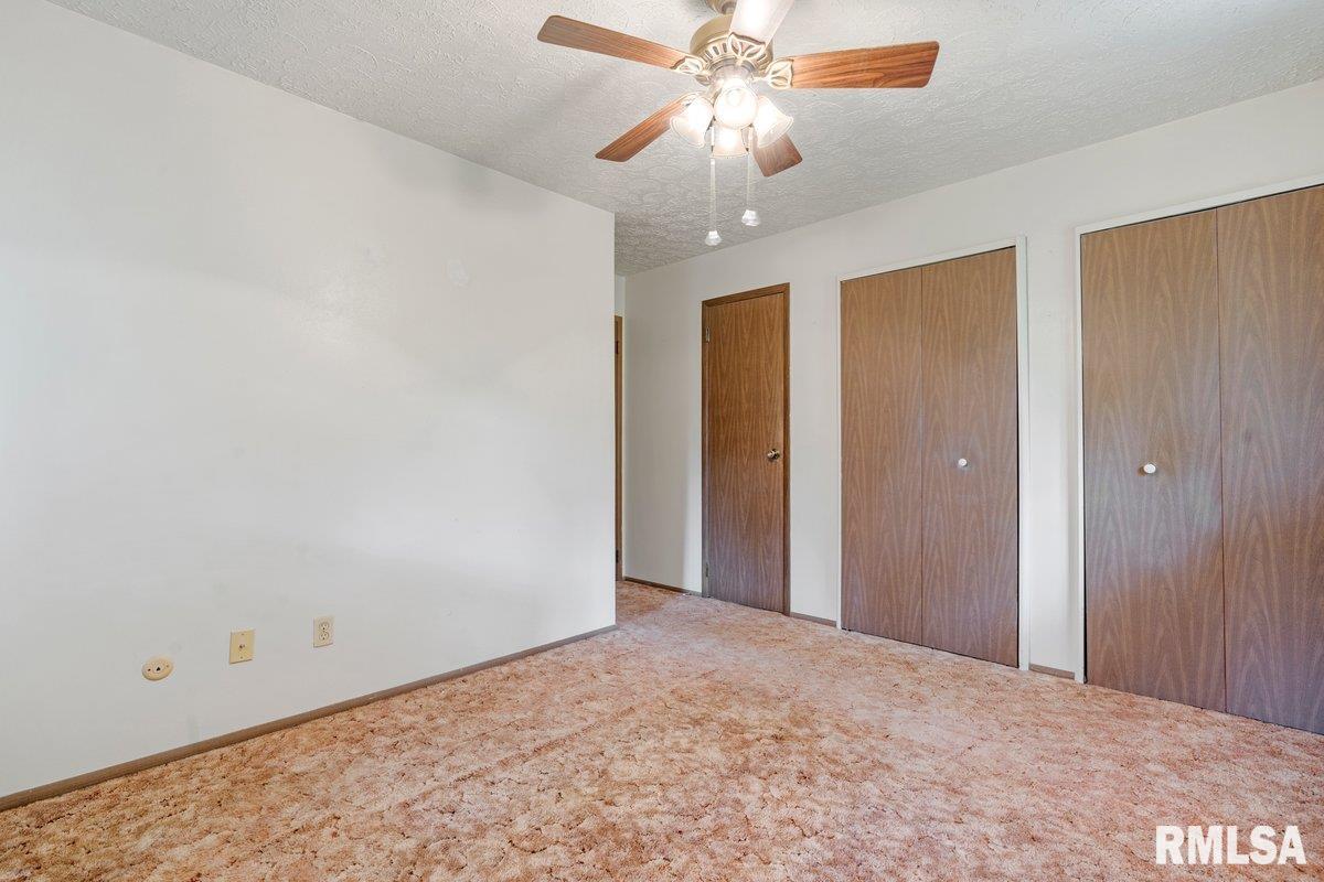 2824 Cardigan Drive Springfield, IL 62702 - Photo 12 of 20