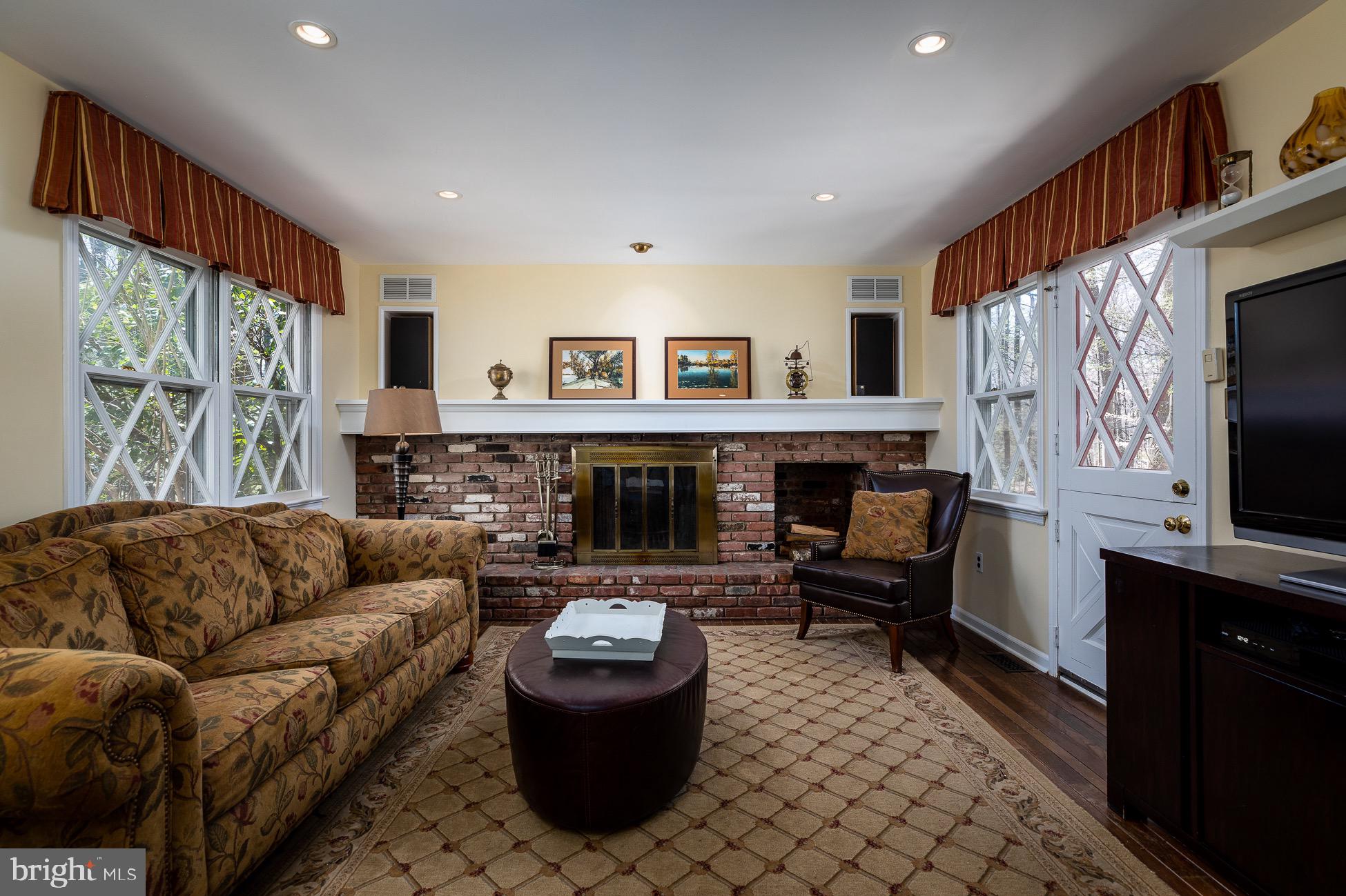 23 Sunset Road Trenton, NJ 08648 - Photo 12 of 38