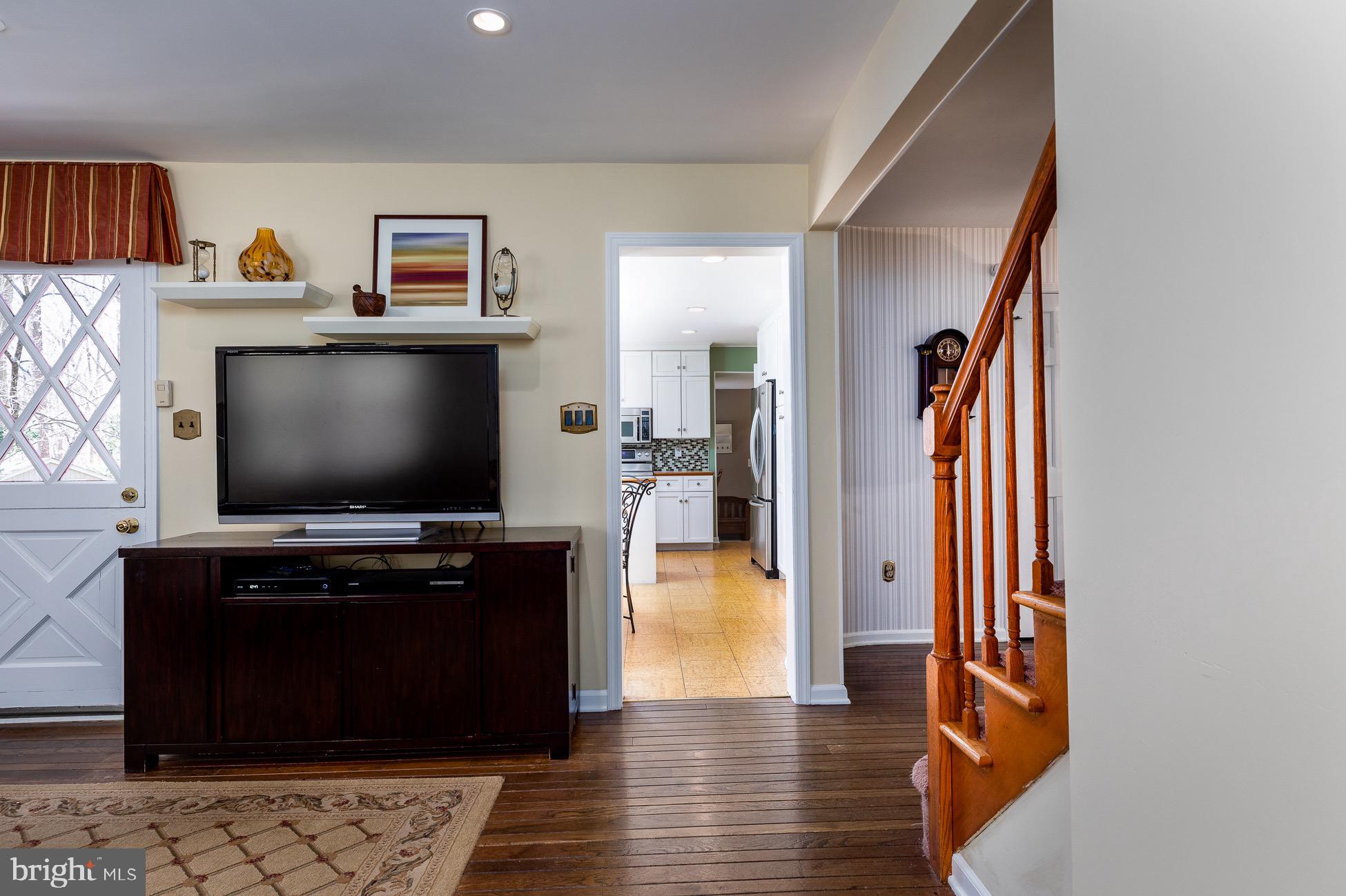 23 Sunset Road Trenton, NJ 08648 - Photo 13 of 38