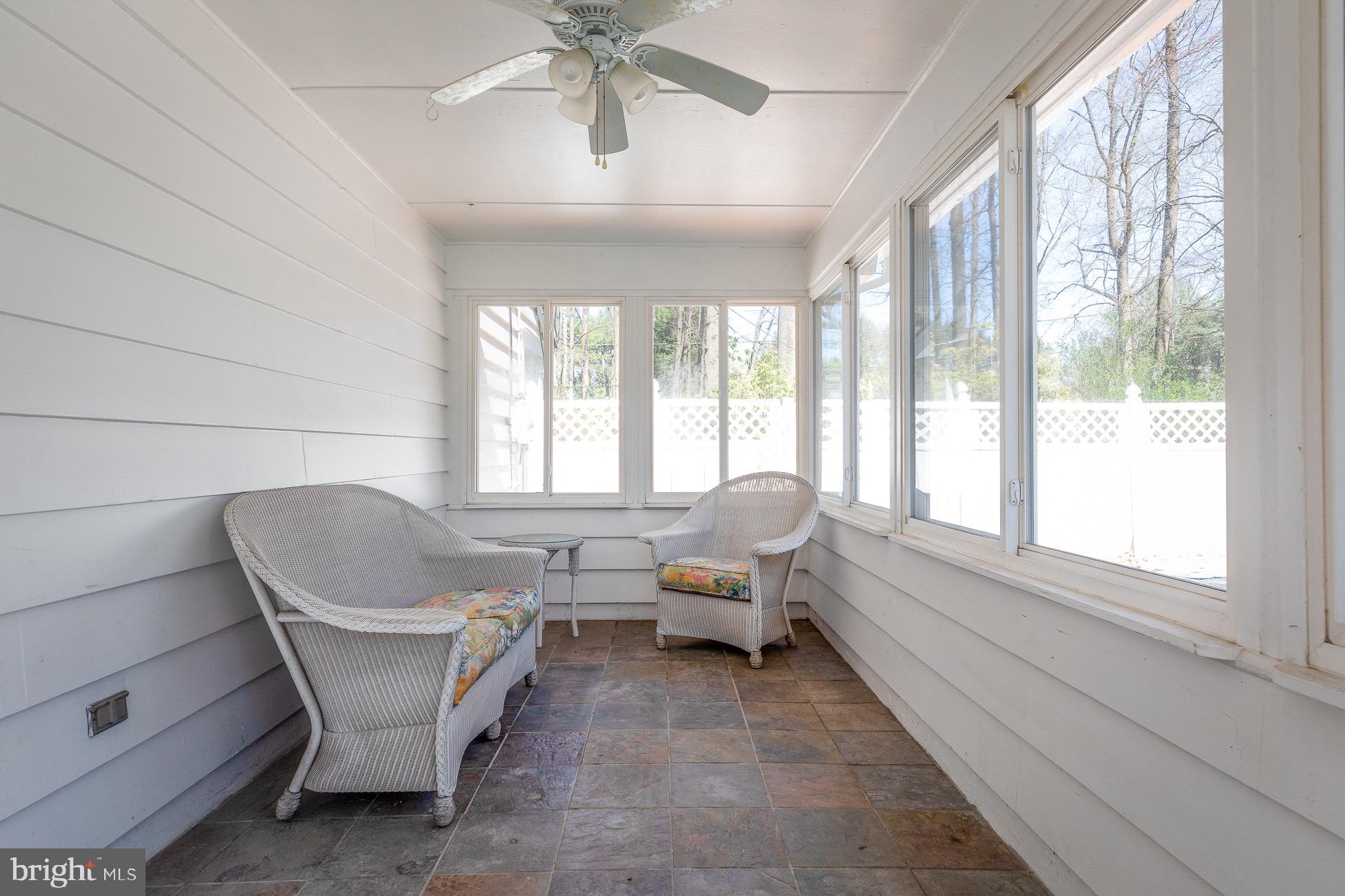 23 Sunset Road Trenton, NJ 08648 - Photo 33 of 38