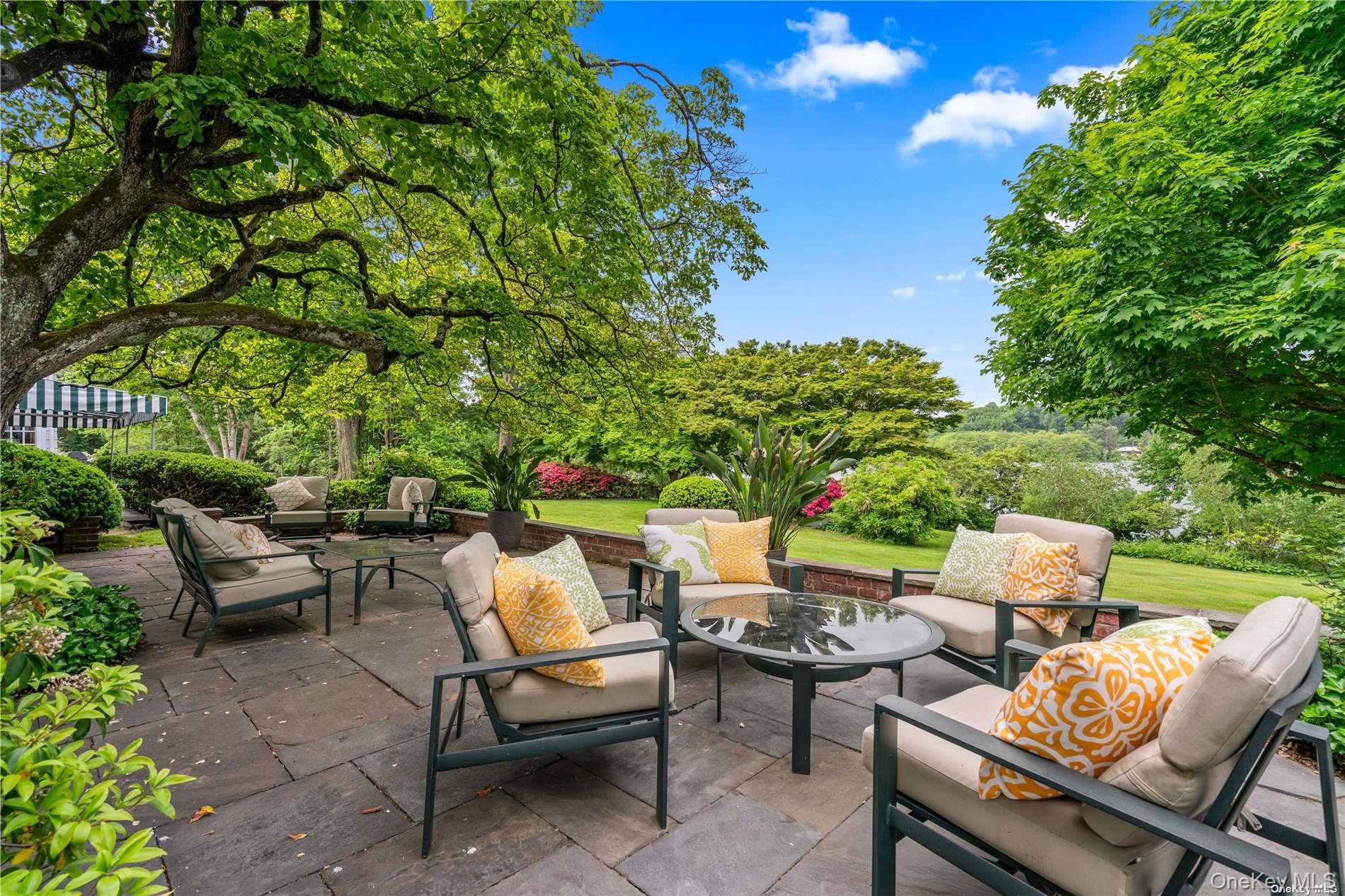 200 Cleft Road Mill Neck, NY 11765 - Photo 25 of 36 Patio with Waterviews