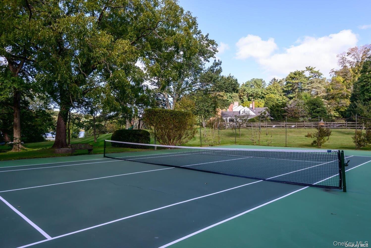 200 Cleft Road Mill Neck, NY 11765 - Photo 31 of 36 Tennis Court