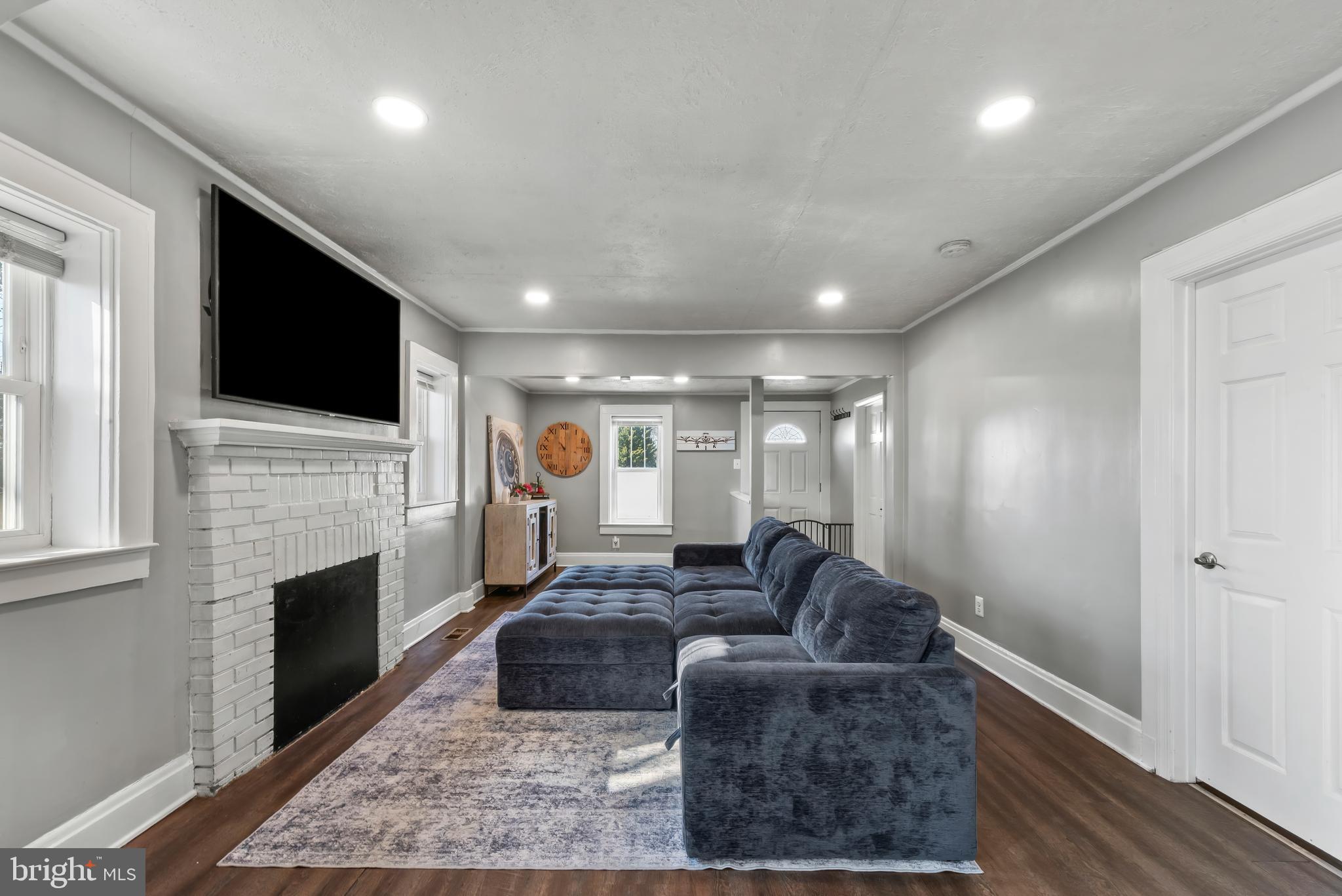 103 Arundel Road Pasadena, MD 21122 - Photo 4 of 29