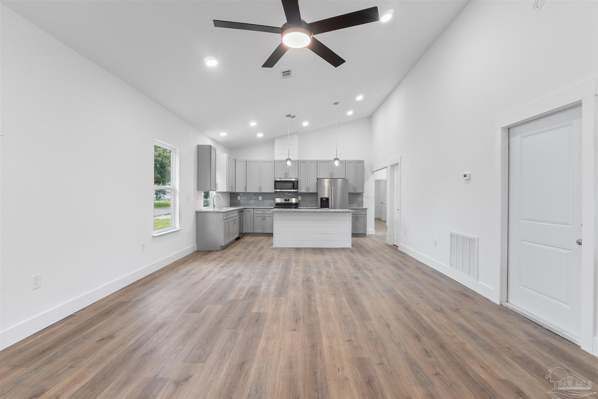 2712 Copter Road Pensacola, FL 32514 - Photo 8 of 30 Gallery Image 8