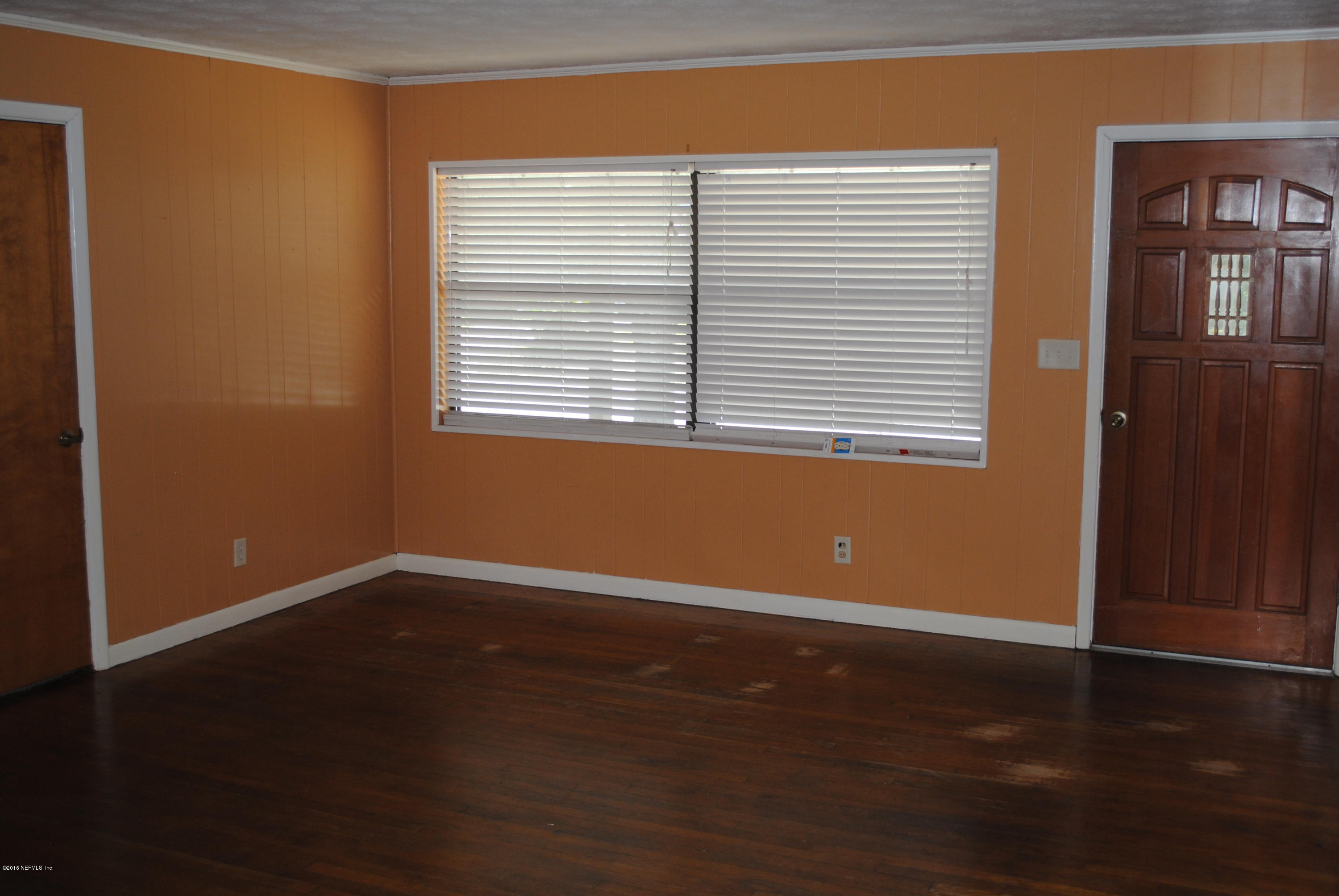 7327 May Apple Road Jacksonville, FL 32211 - Photo 8 of 18 Living room 1
