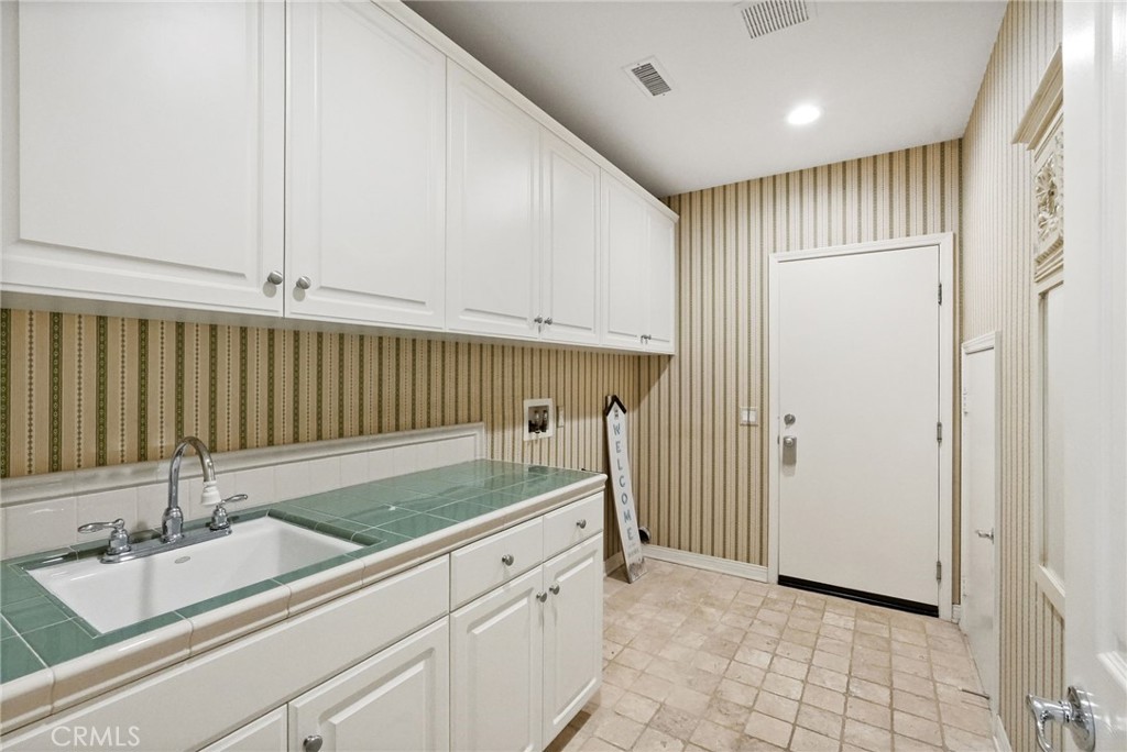 20356 Vía Cellini Porter Ranch, CA 91326 - Photo 52 of 62