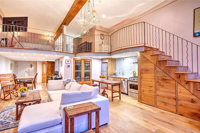 $549,000 | 10 Exchange Court, Unit 203, Pawtucket, RI 02860