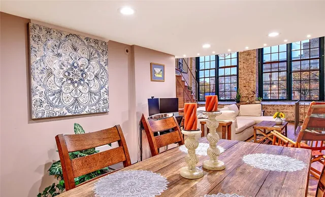 $549,000 | 10 Exchange Court, Unit 203, Pawtucket, RI 02860