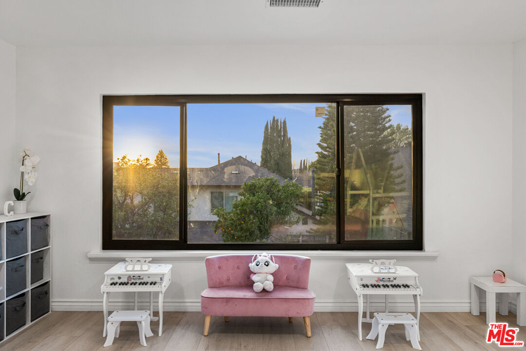 2313 Rynerson Court Simi Valley, CA 93065 - Photo 28 of 37