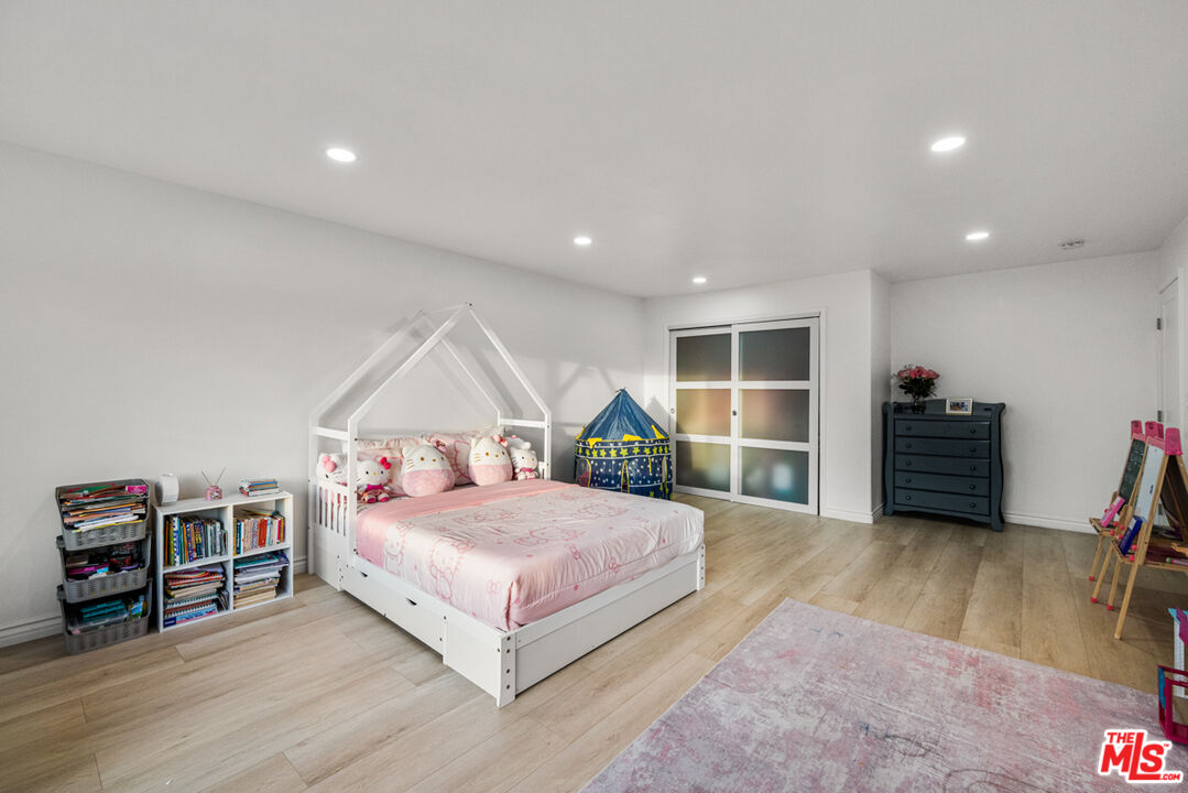 2313 Rynerson Court Simi Valley, CA 93065 - Photo 29 of 37