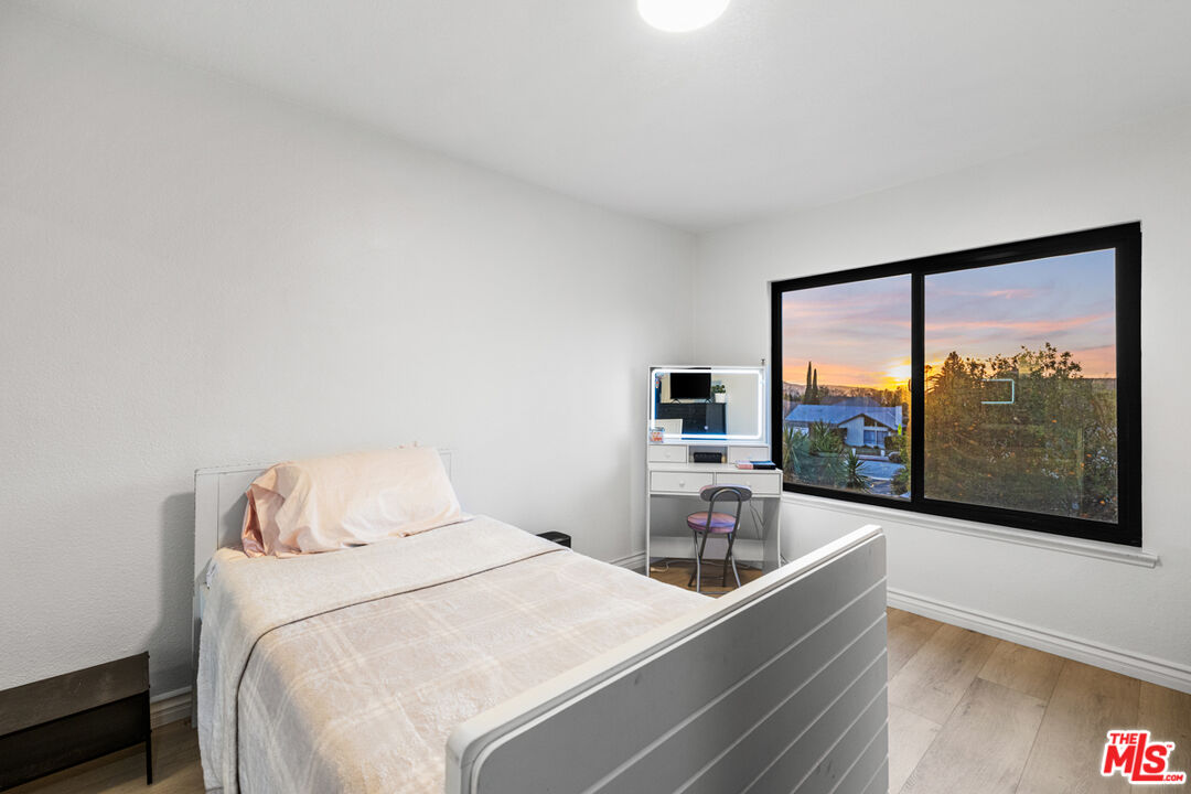 2313 Rynerson Court Simi Valley, CA 93065 - Photo 34 of 37