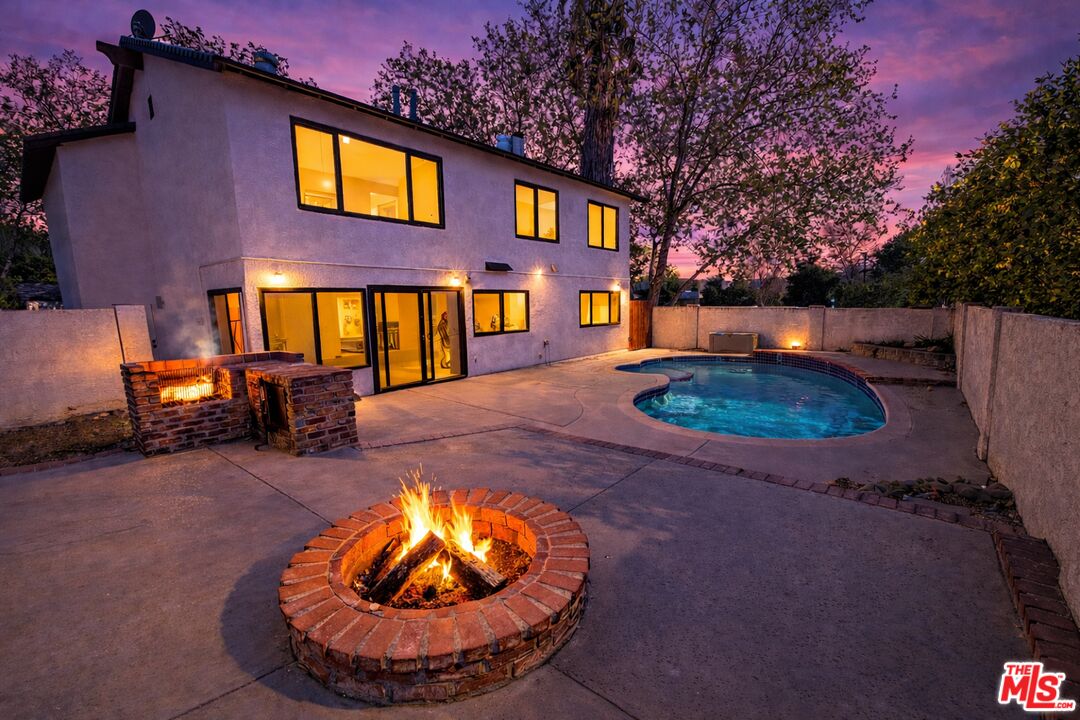 2313 Rynerson Court Simi Valley, CA 93065 - Photo 35 of 37