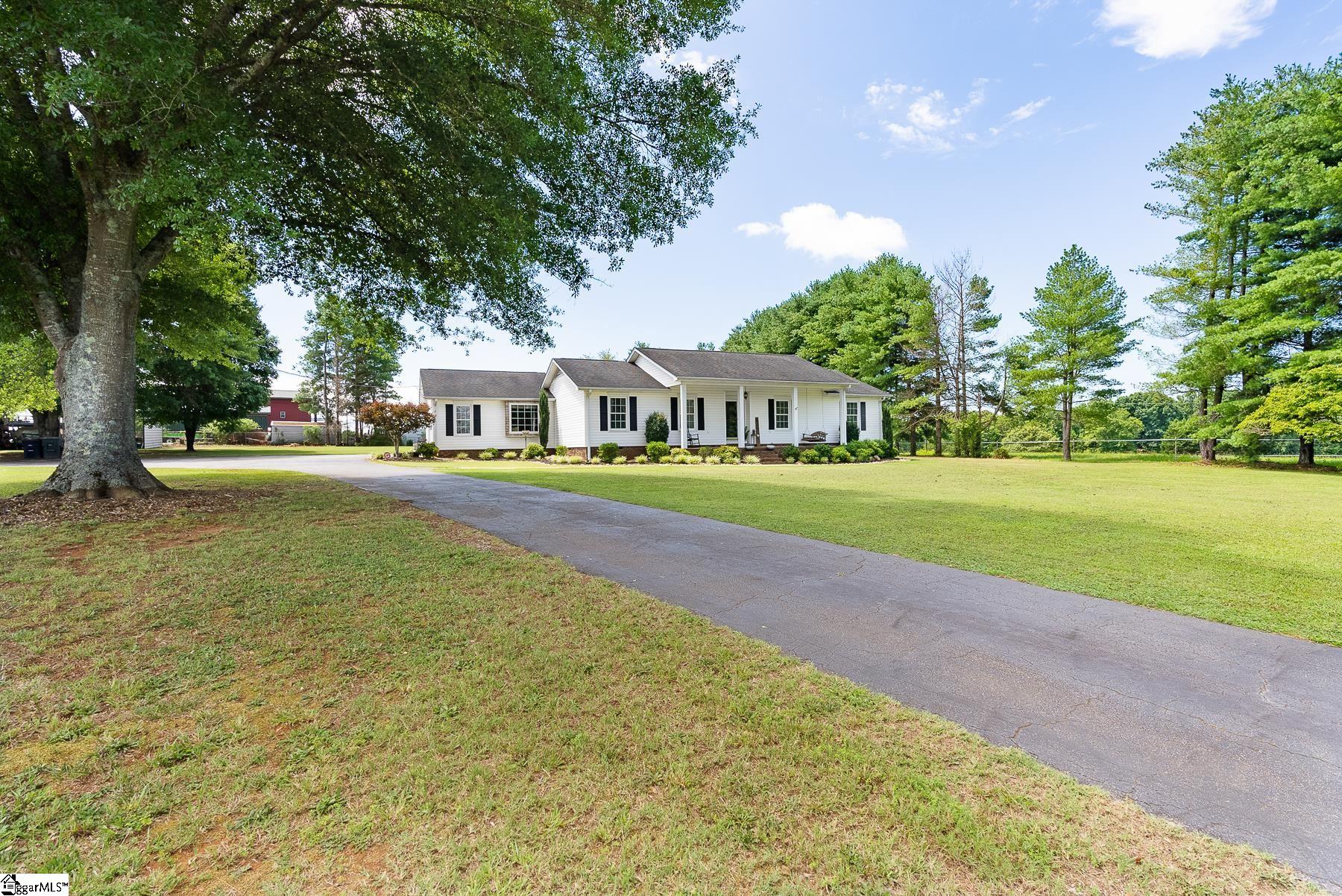 631 Rices Creek Road Liberty, SC 29657 - Photo 2 of 36