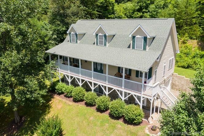 964 Sorrells Cove Road Clyde, NC 28721 - Photo 1 of 33