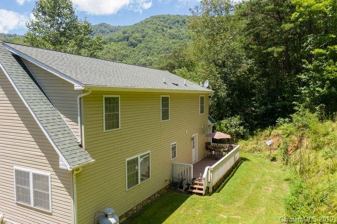 964 Sorrells Cove Road Clyde, NC 28721 - Photo 28 of 33