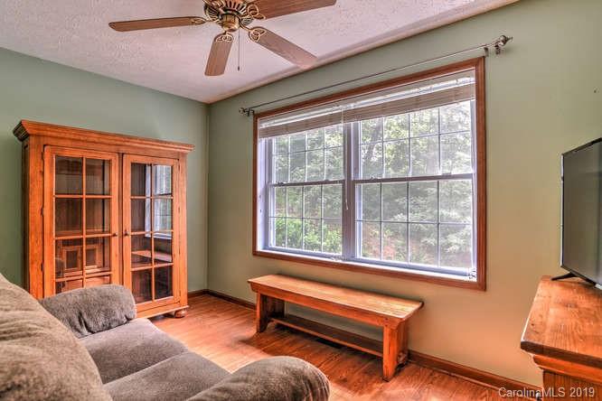 964 Sorrells Cove Road Clyde, NC 28721 - Photo 8 of 33