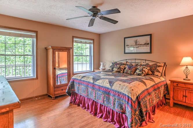 964 Sorrells Cove Road Clyde, NC 28721 - Photo 9 of 33