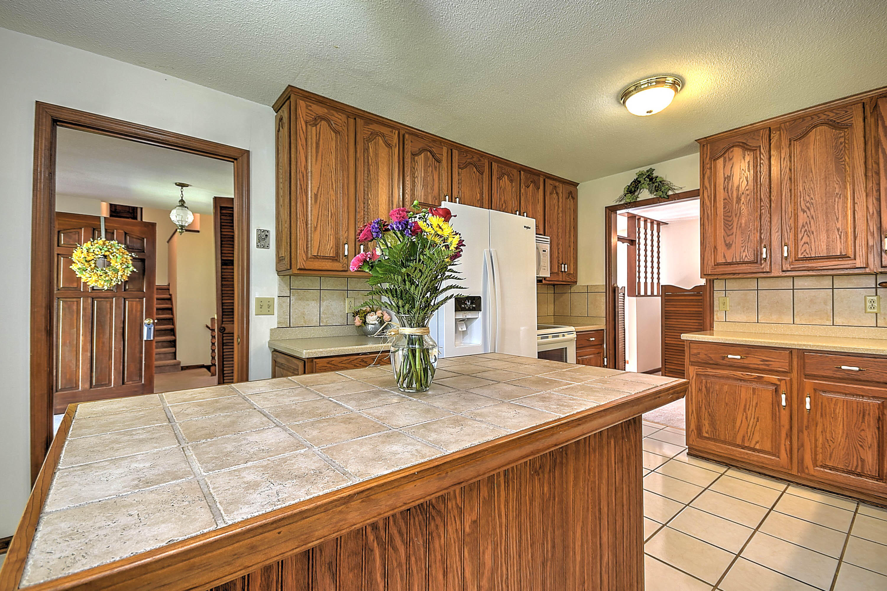 1105 Cherokee Road Johnson City, TN 37604 - Photo 10 of 30 Cherolkee-31