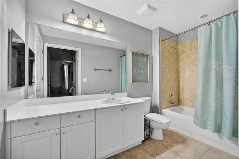 $189,900 | 5115 Melbourne Street, Unit A303, Punta Gorda, FL 33980