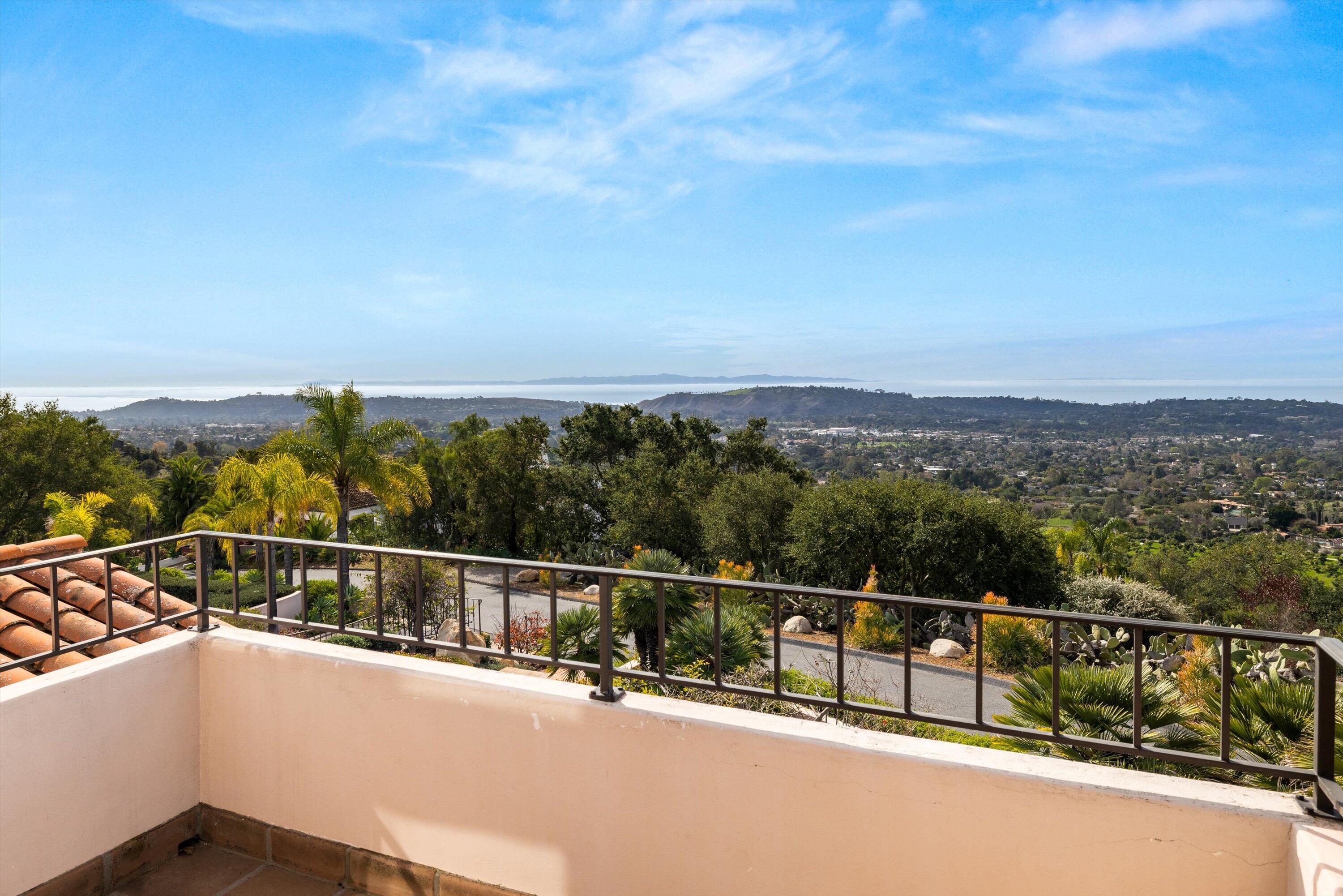 1260 Northridge Road Santa Barbara, CA 93105 - Photo 19 of 46 Primary Balcony_1260 Northridge