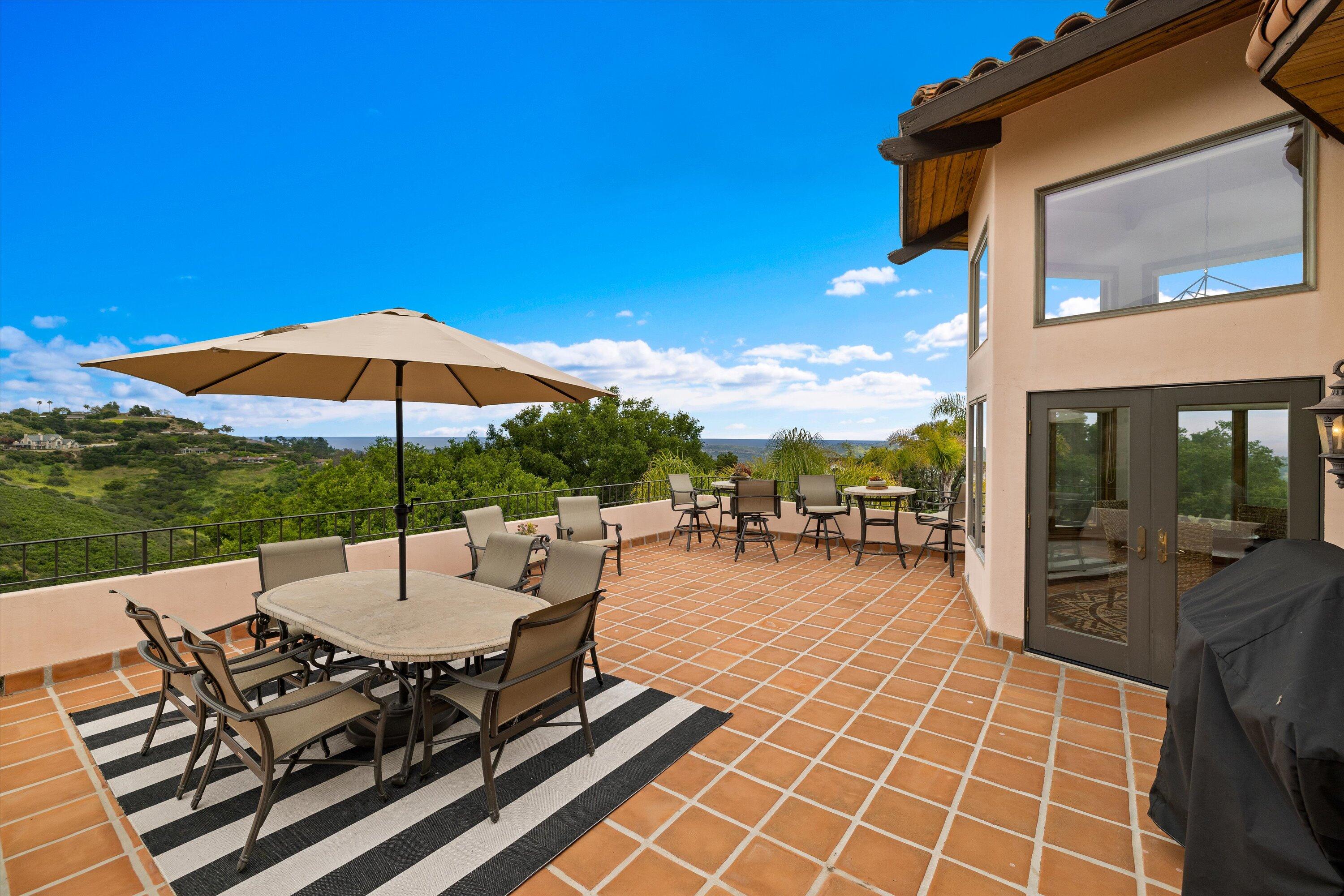 1260 Northridge Road Santa Barbara, CA 93105 - Photo 30 of 46 Entertaining Deck