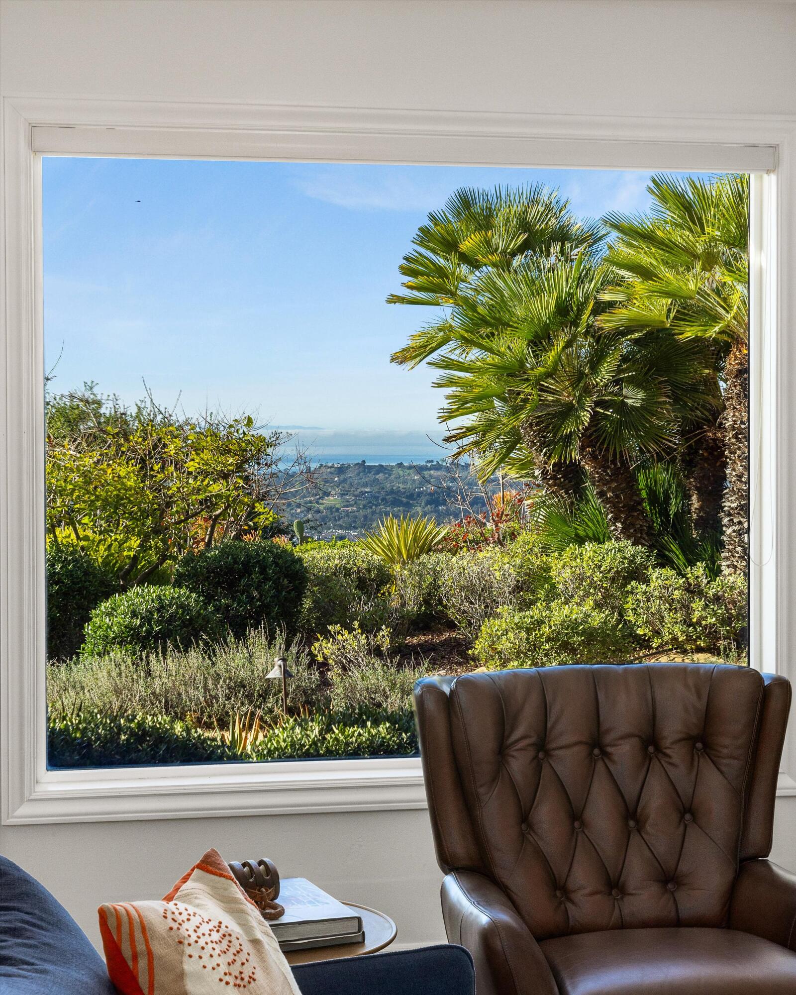 1260 Northridge Road Santa Barbara, CA 93105 - Photo 5 of 46 Living Room View_1260 Northridge