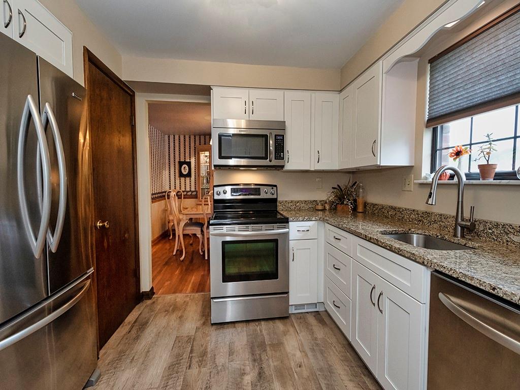 305 McMurray Road Pittsburgh, PA 15241 - Photo 6 of 19 Gallery Image 6