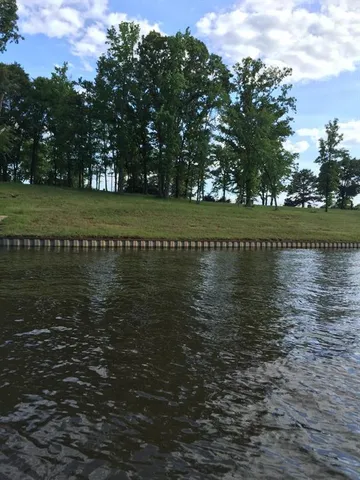 $350,000 | 21253 Jamison Drive, Chandler, TX 75758