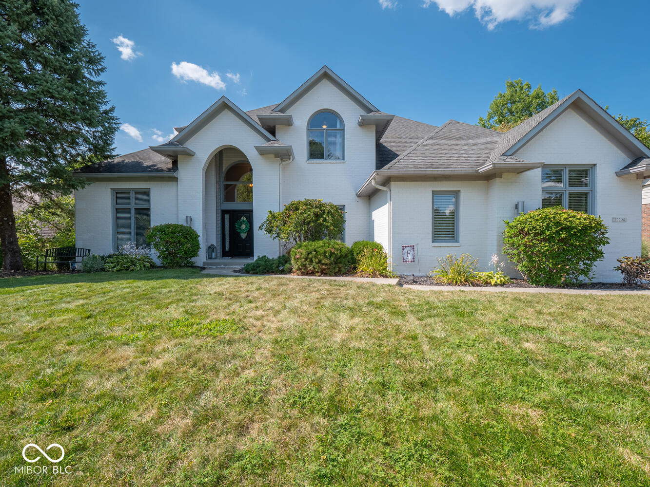 12294 Ridgeside Road Indianapolis, IN 46256 - Photo 1 of 99