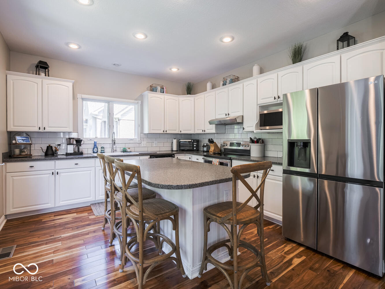 12294 Ridgeside Road Indianapolis, IN 46256 - Photo 3 of 99