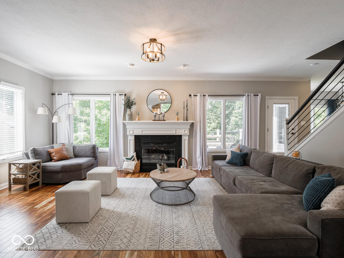 12294 Ridgeside Road Indianapolis, IN 46256 - Photo 4 of 99